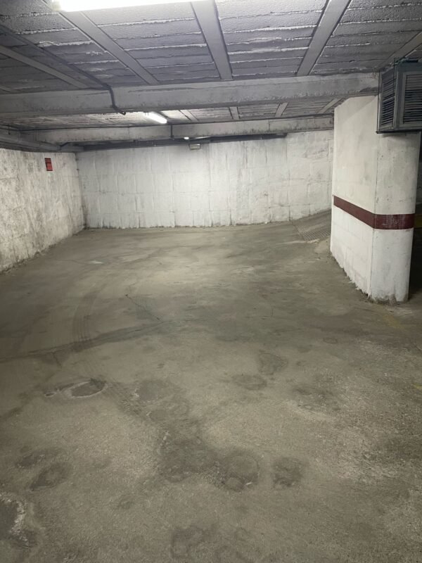 Plaza de Cochera en Pleno Centro - Imagen 4