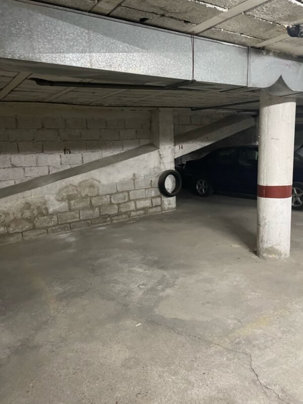 Plaza de Cochera en Pleno Centro - Imagen 3