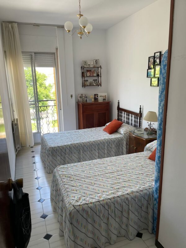 Piso en Avda. Lirios - Villa del Río - Imagen 4